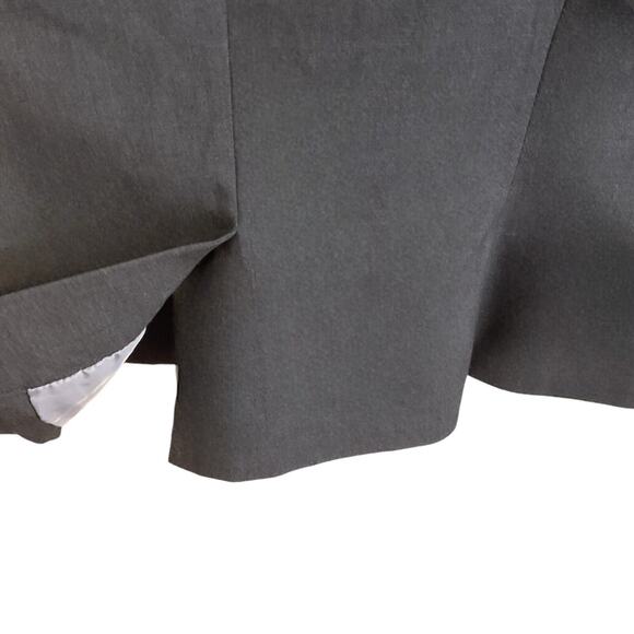 Calvin Klein Women's Jacket Size 12P Grey Modern Two Button Short Pockets - Picture 9 of 10
